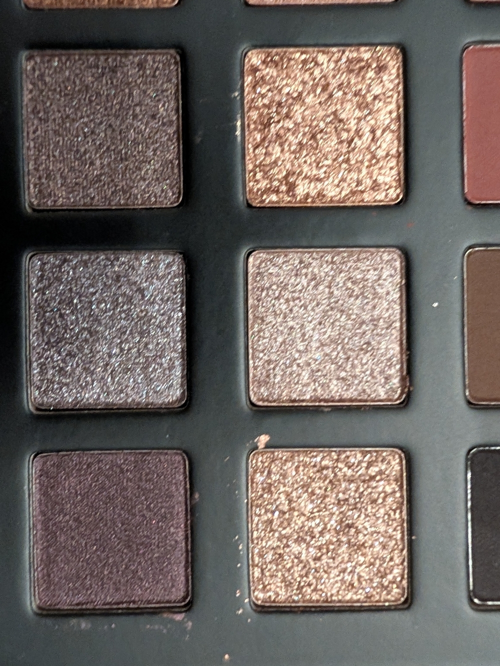 LORAC NOIR Multi-Finish Eyeshadow Palette - Picture 4 of 5